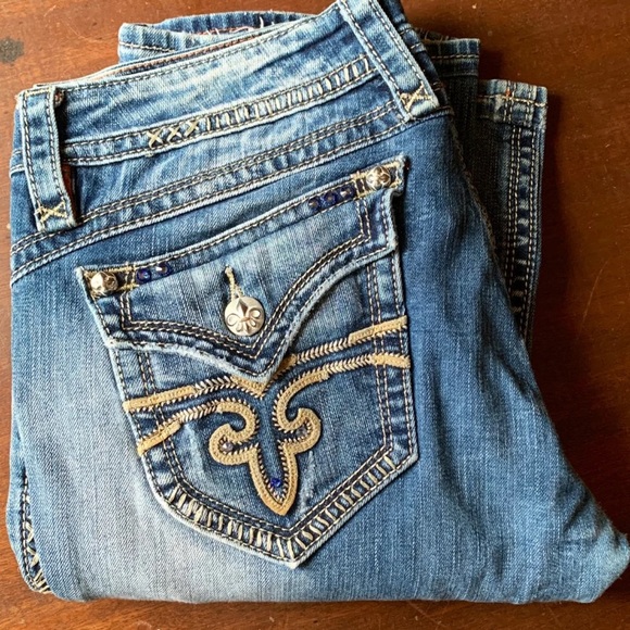 Rock Revival Jeans - Picture 5 of 5